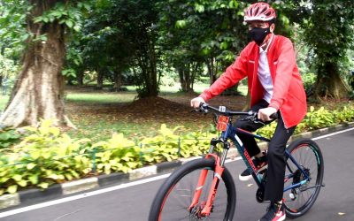 Mengayuh Sepeda, Menambah Imun Mengurangi Jejak Karbon